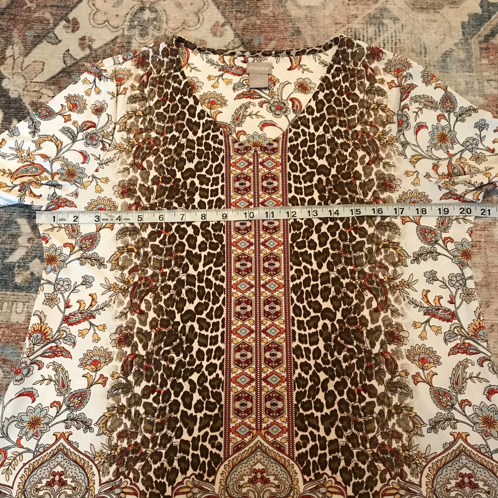 SOLD Chico’s floral leopard blouse size 1 medium - Picture 5 of 6